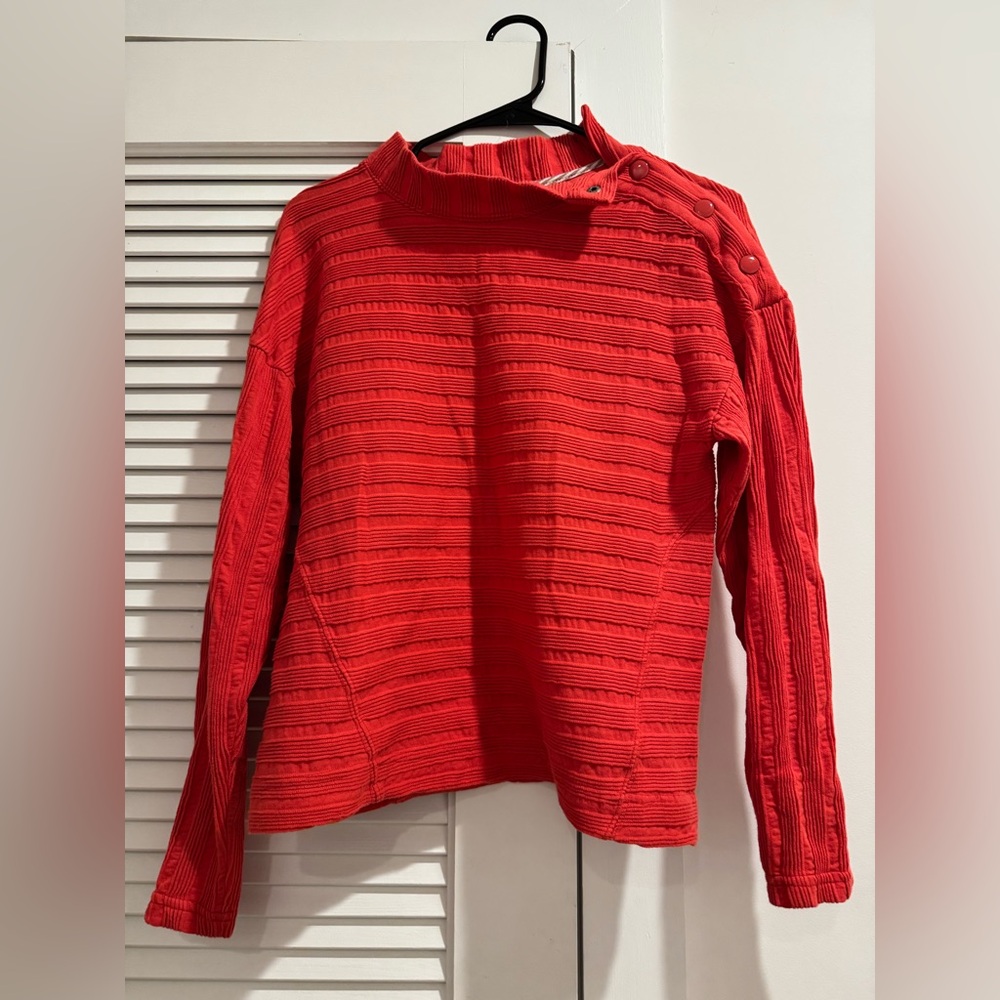Maeve by Anthropologie coral red sweatshirt